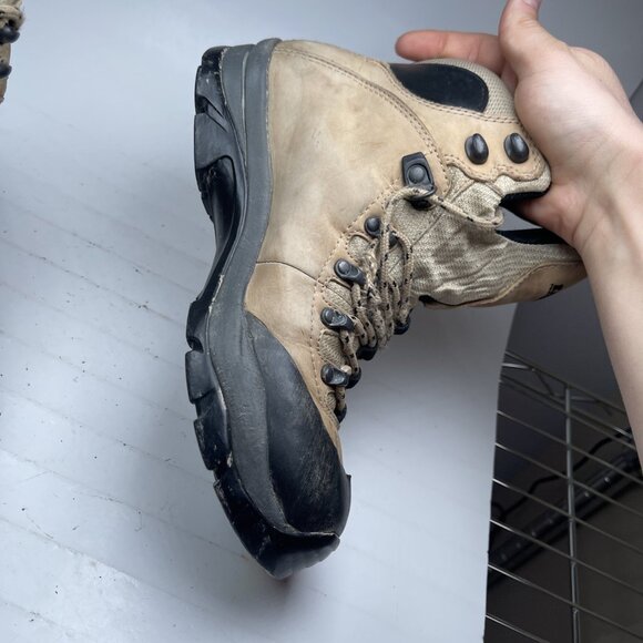 VTG La Sportiva Thunder Gore-tex GTX Hiking Beige Ankle Boots Women's 8 US Read* - Picture 11 of 16